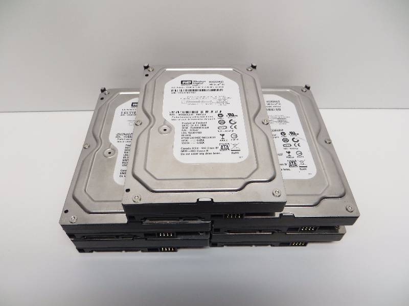 lot 2247 image: Western Digital hard drives