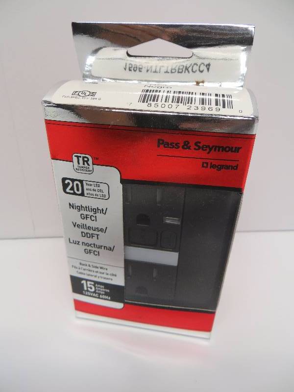 lot 2301 image: Pass & seymour GFCI