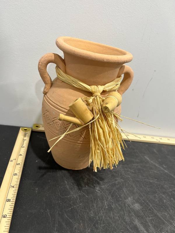 lot 1023 image: Decorative Handmade Clay Vase