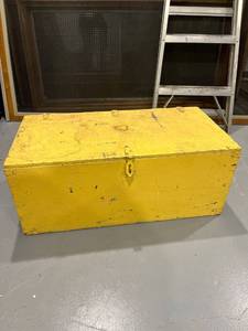 lot 1255 image: Solid Wood Yellow Trunk