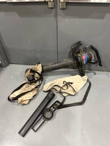 lot 1273 image: Toro Super Blower Leaf Blower wAccessories (Powers On)