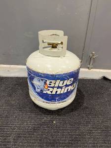 lot 1285 image: Blue Rhino Propane Tank About 14 Full