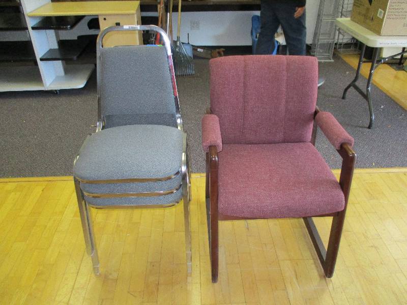 lot 1615 image: Office Chairs