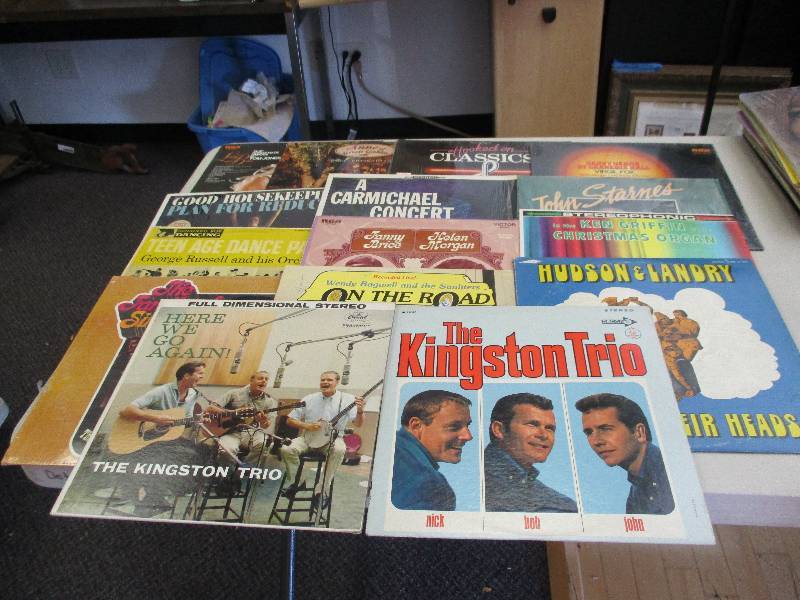 lot 1609 image: Lot of LPs