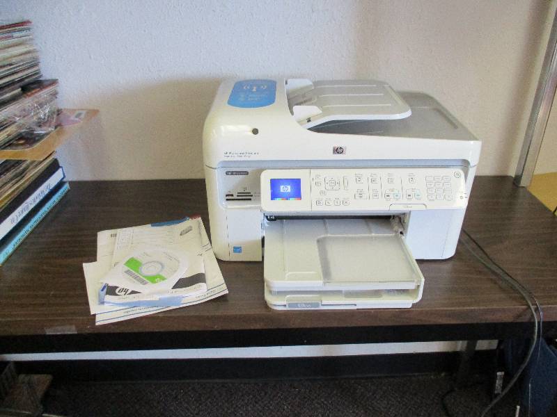 lot 1605 image: Like New HP Printer