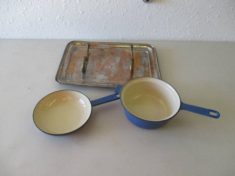 lot 1587 image: Cousances Pans and more