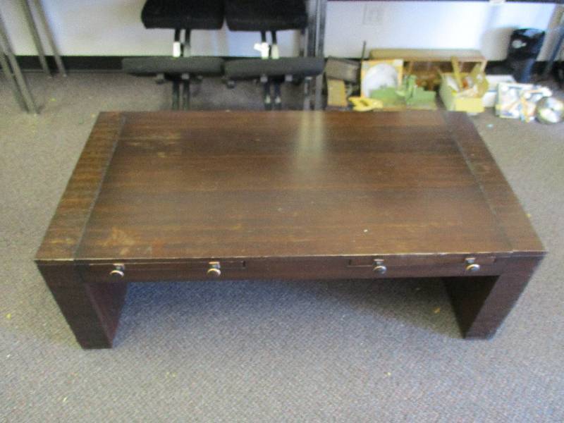lot 1575 image: Retro Coffee Table
