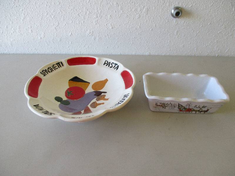 lot 1671 image: Dishware Lot