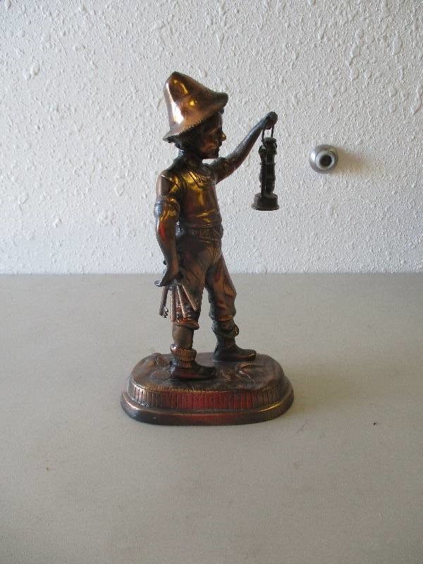 lot 1553 image: Brass Boy