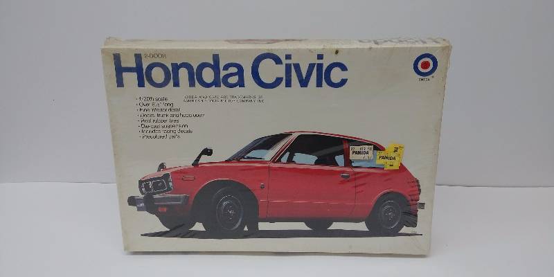 lot 4002 image: Honda Civic Model