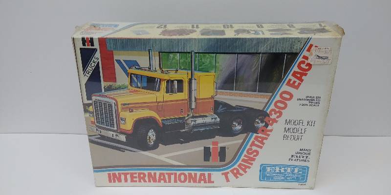 lot 4004 image: International Diesel Model