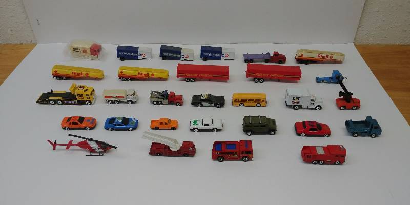 lot 4018 image: Vintage Toy Car Lot