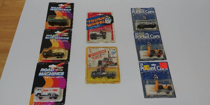 lot 4019 image: Vintage Toy Car Lot