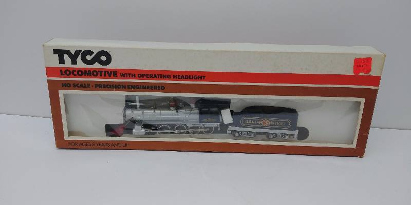 lot 4031 image: Tyco Locomotive