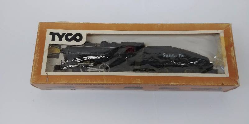 lot 4034 image: Tyco Locomotive