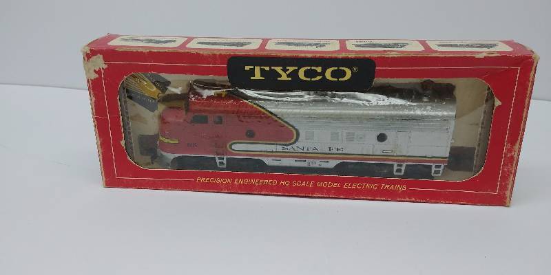 lot 4035 image: Tyco Locomotive