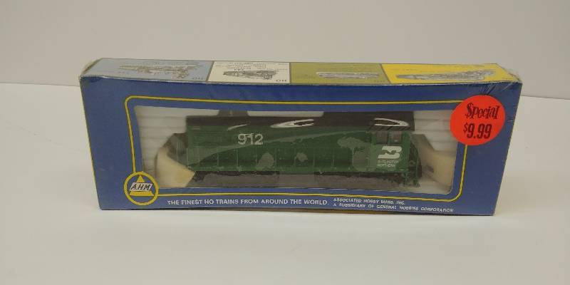 lot 4048 image: AHM Locomotive