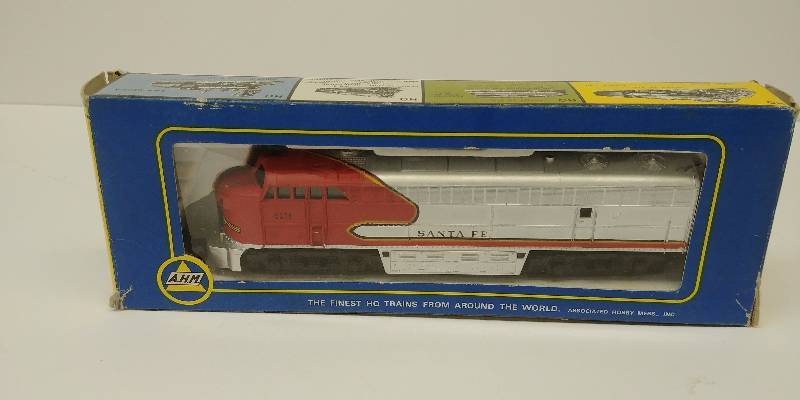 lot 4049 image: AHM Locomotive