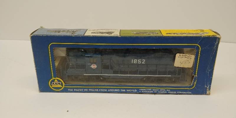 lot 4050 image: AHM Locomotive