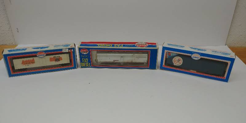 lot 4054 image: AHM HO Car Lot