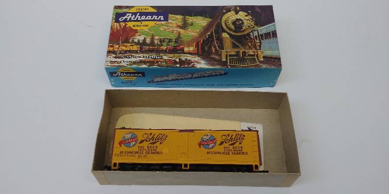 lot 4072 image: HO Scale Train Car