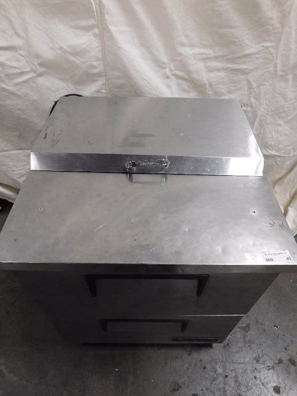 lot 40 image: True 27 Inch Prep Table with Drawers