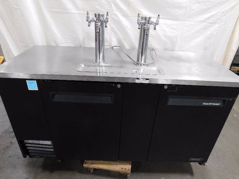 lot 45 image: 6 Foot Keg Box