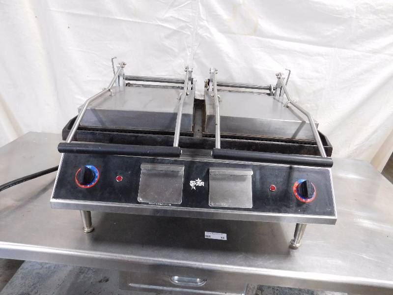 lot 58 image: Star Double Panini Press