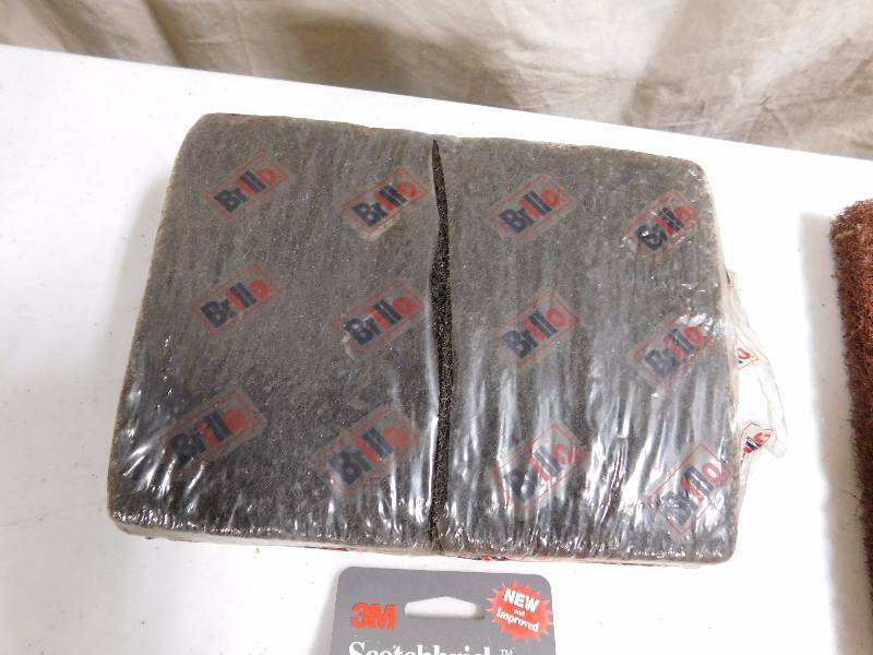 lot 75 image: Lot of Miscellaneous
