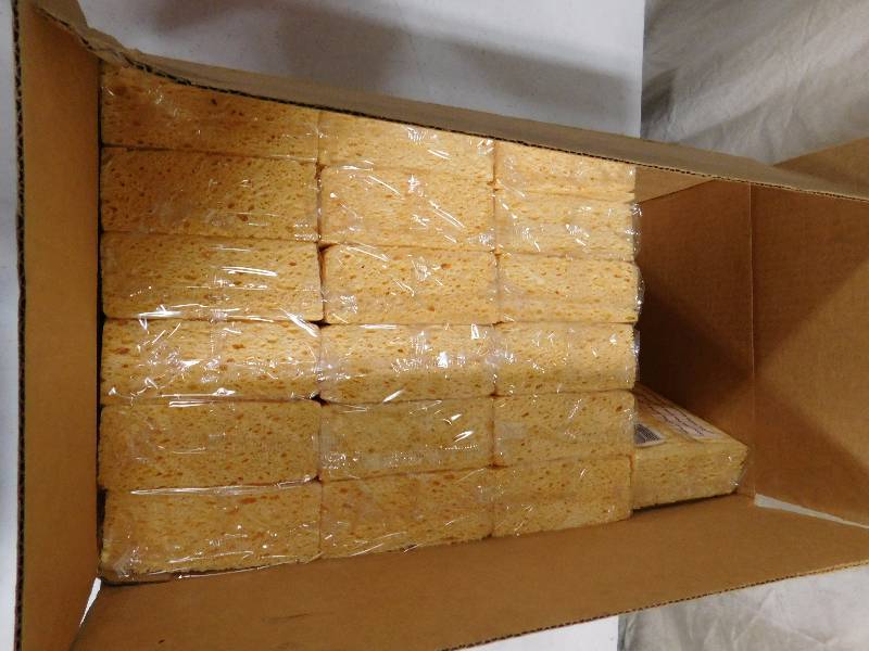 lot 77 image: Lot of Sponges & Scrub Pads