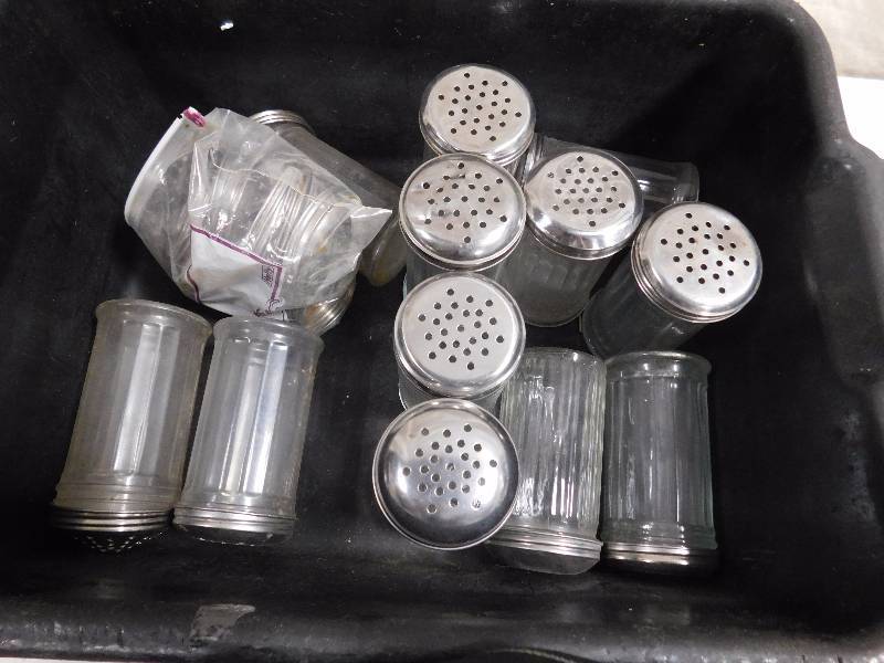 lot 111 image: Lot of Shakers and Lids