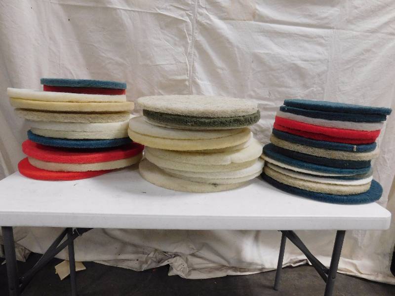 lot 122O image: Lot of Assorted