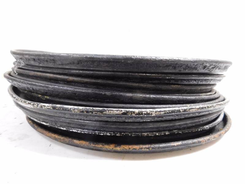 lot 131E image: Pizza Pans