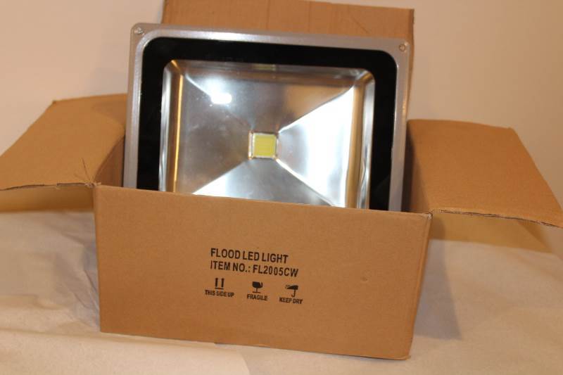 lot 4002 image: Led 50 Wats Flood Light