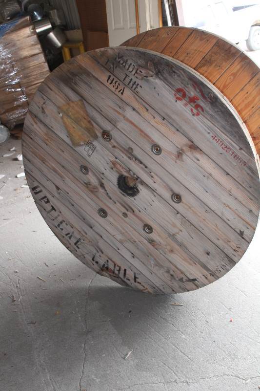 lot 4030 image: Wood Spool