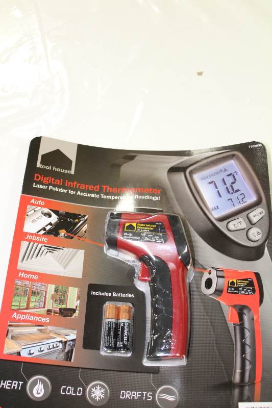 lot 4068 image: digital infarred thermometer