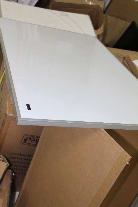 lot 4073 image: Mag Dry Erase Board