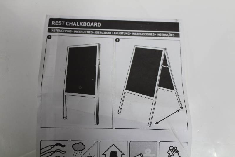 lot 4088 image: Menu Board