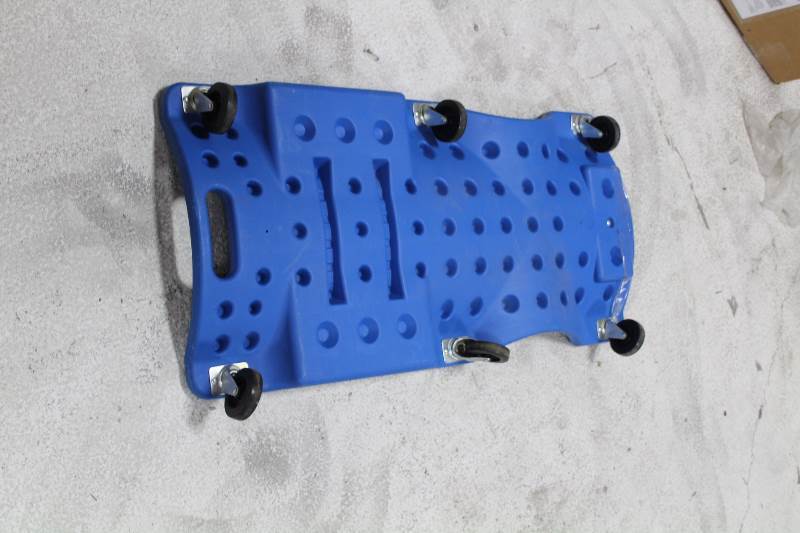 lot 4092 image: Car Kreeper