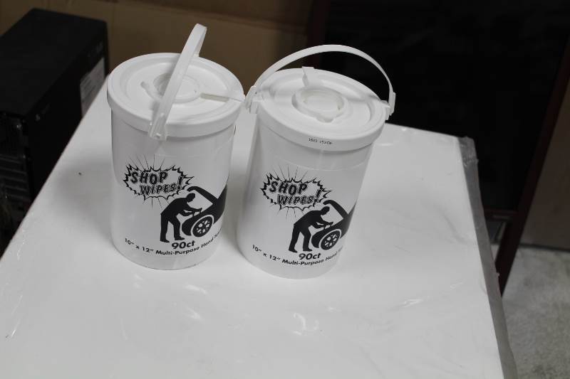 lot 4096 image: Shop wipes