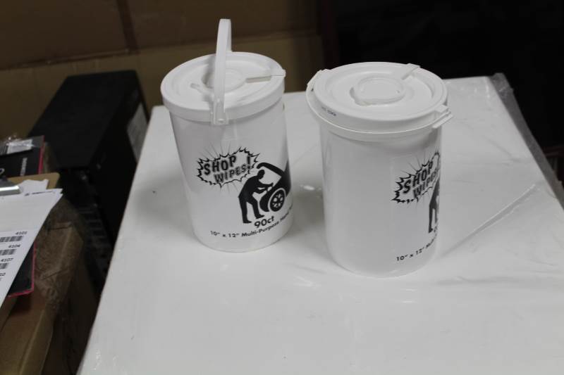 lot 4098 image: Shop wipes