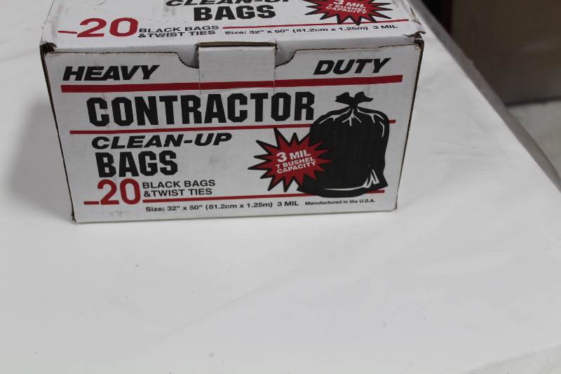 lot 4099 image: Contractor Bags