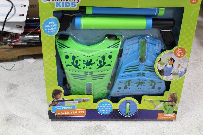 lot 4125 image: Discovery Water Gun