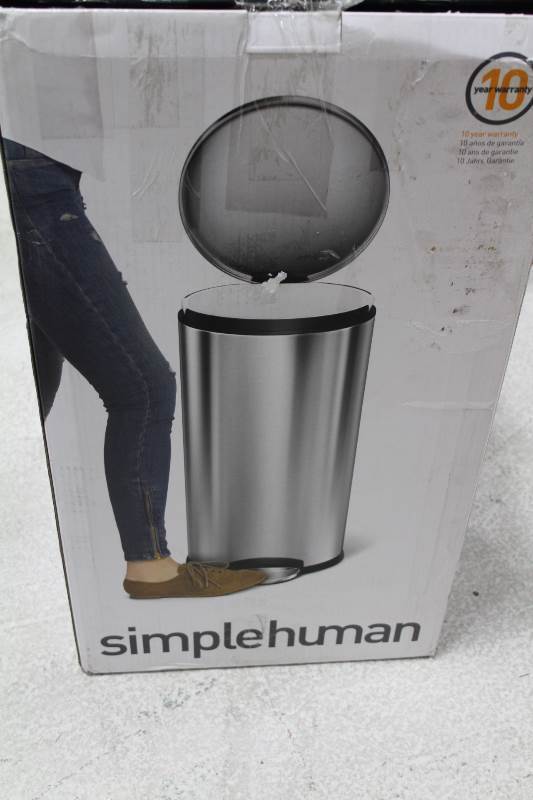 lot 4126 image: Simplehuman 35L Can