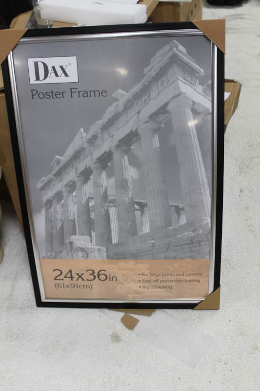 lot 4136 image: 24x36 Poster holder