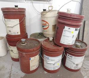 lot 330 image: Lot of 9 Partially Full, 5 Gallon Buckets of Oil