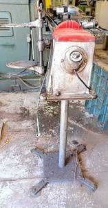 lot 346 image: Standing Paint Shaker