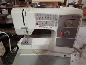 lot 500 image: Bernina 1120 Electric Sewing Machine