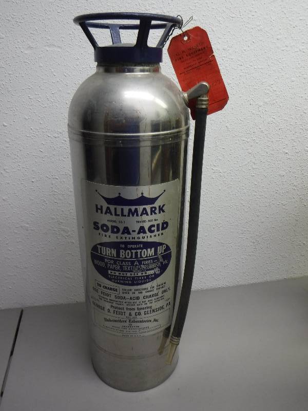 lot 3159 image: Hallmark vintage fire extinguisher