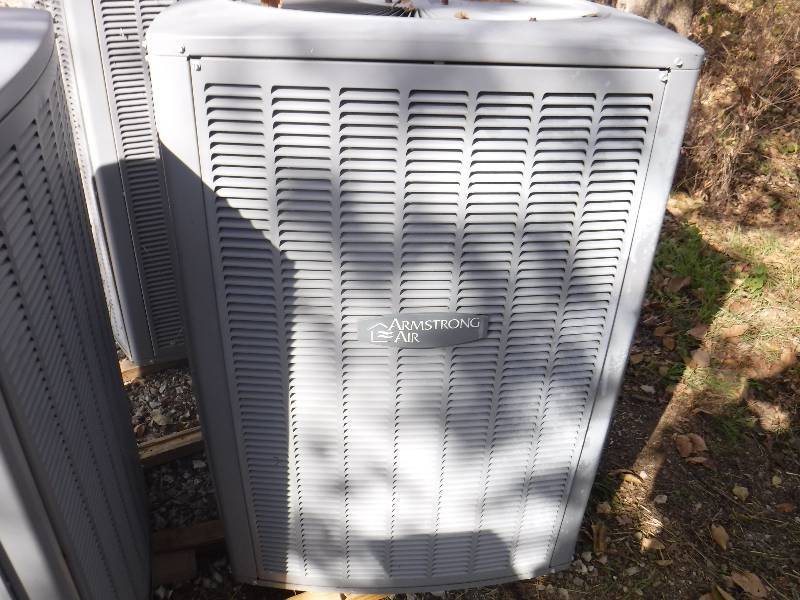 lot 3175 image: Armstrong outdoor AC condenser 5 TON single phase.